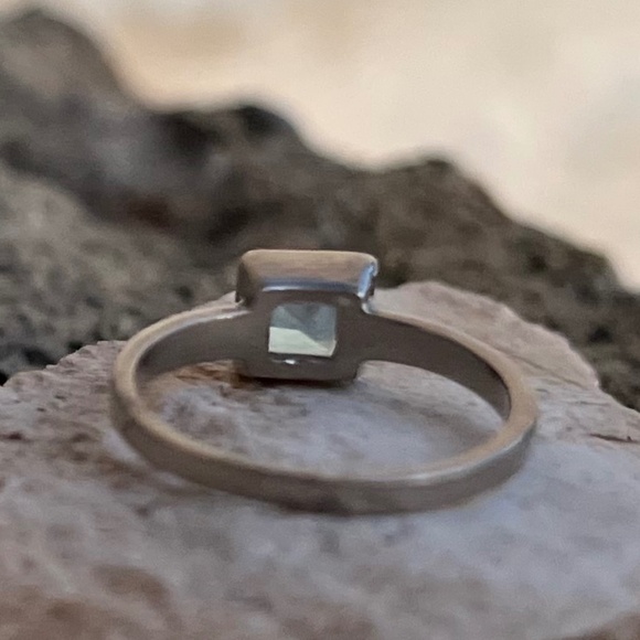 Royal Cerulean Stone Sterling Silver - Picture 4 of 12